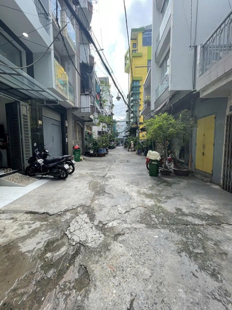 BÁN NHANH NHÀ ĐẸP 6 TỶ CX BẮC HÁI Q10-HẺM 6M-- XE HƠI QUAY ĐẦU-4 LẦU 3PN-CÓ DÒNG TIỀN - Ảnh chính